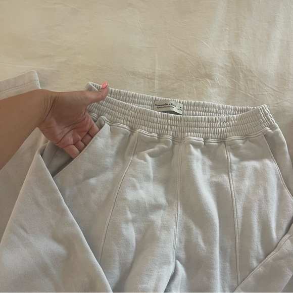 Abercrombie & Fitch Soft Collection Flare Sweat Pants - Picture 4 of 7